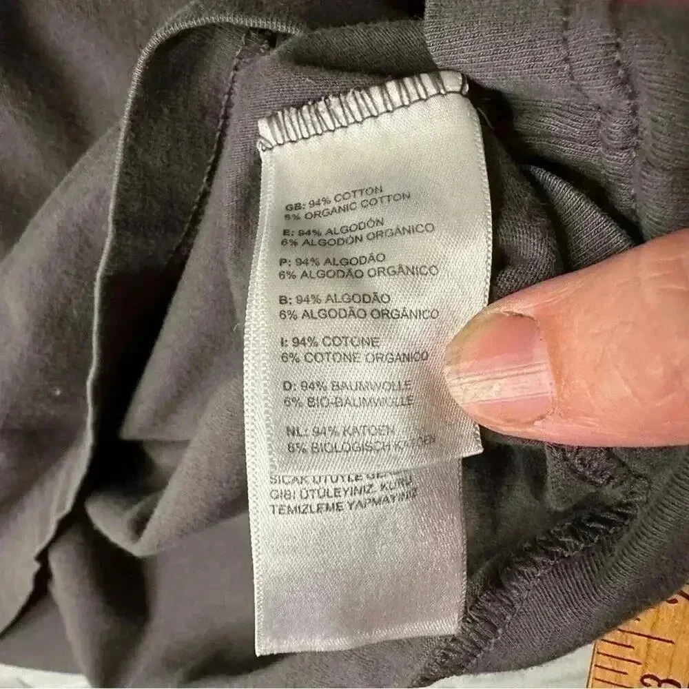 The north face graphic t-shirt, gray & yellow, print casual,‎ long sleeve winter